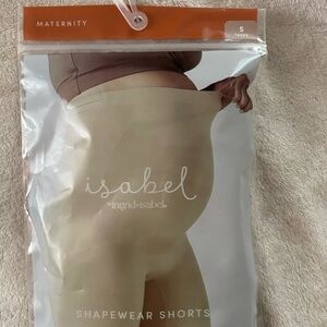 Maternity support shorts Ingrid& Isabel small EUC